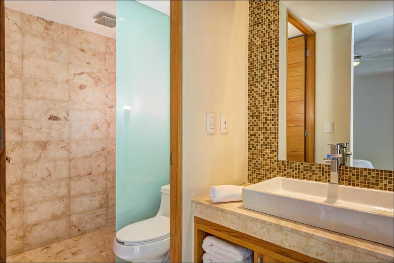 Anah Suites By Las Flores Vacation Rentals Πλάγια Ντελ Κάρμεν Δωμάτιο φωτογραφία